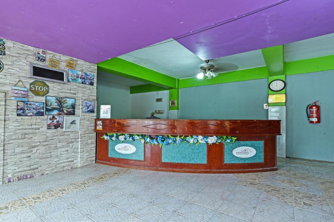 Oyo 90565 Teresek View Motel Kuala Tahan Eksteriør bilde