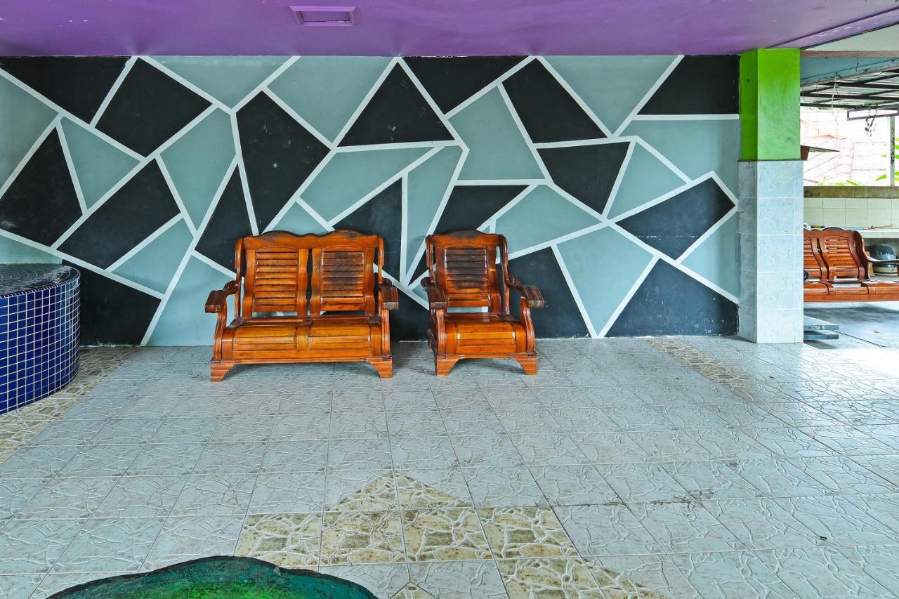 Oyo 90565 Teresek View Motel Kuala Tahan Eksteriør bilde