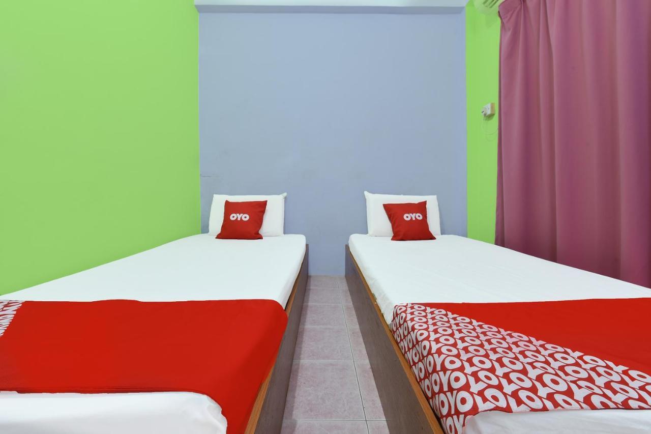 Oyo 90565 Teresek View Motel Kuala Tahan Eksteriør bilde